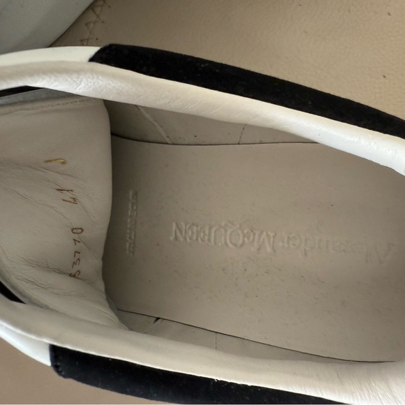 Alexander McQueen Monochrome Sneakers - Picture 7 of 12